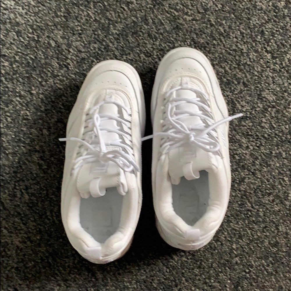 Super new all white Fila’s!!!